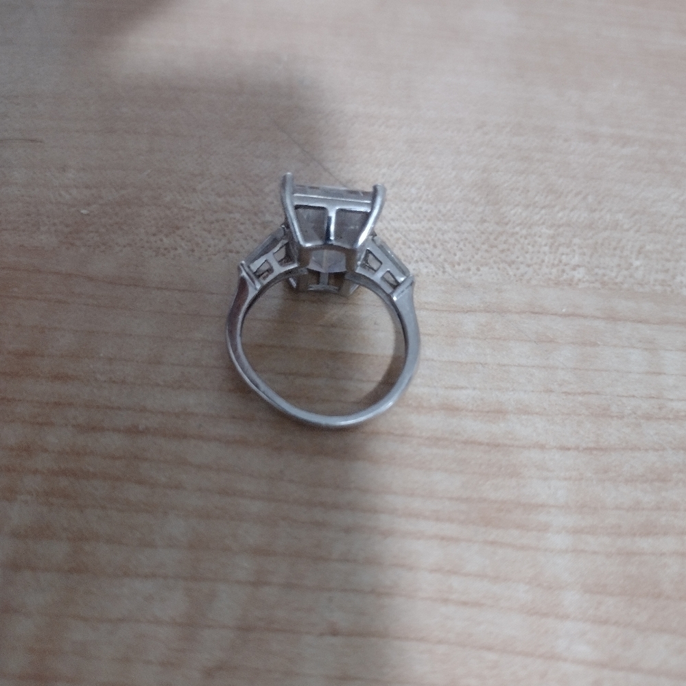 .925 sterling silver cubic zirconia ring